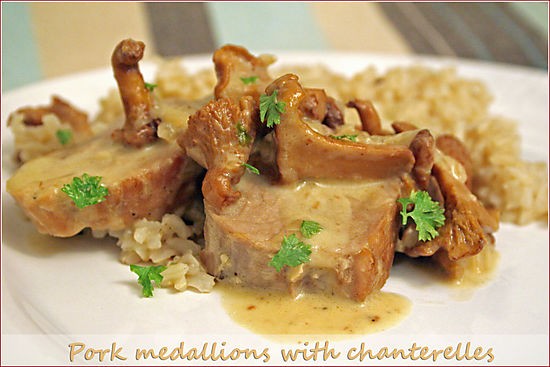 Pork medallions in a creamy chanterelle sauce