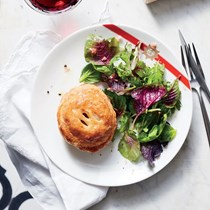 Pork pies with pine nuts and dried fruit