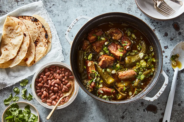 Pork ribs in chile verde