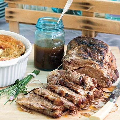Pork roast with Carolina gravy