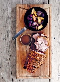 Pork roast with crackling (Flæskesteg)