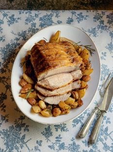 Pork roast with pears & chestnuts (Arrosto di maiale con pere e castagne)