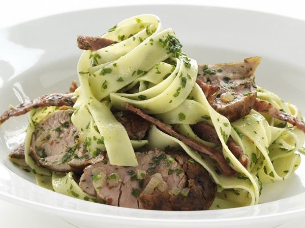 Pork, rocket and sopressa pasta