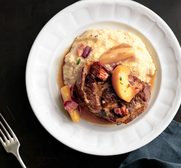 Pork shoulder braised with apples