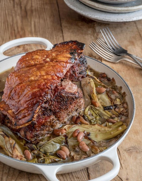 Pork shoulder with braised fennel and pinto beans