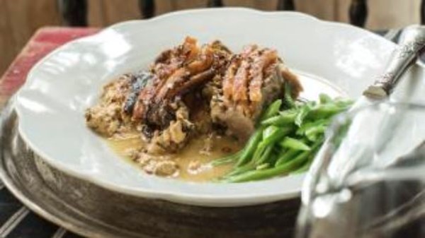 Pork slow-cooked in milk with green beans (Maiale al latte)