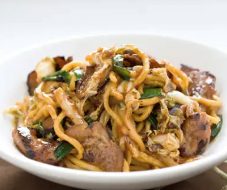 Pork stir-fry with noodles (Lo mein)