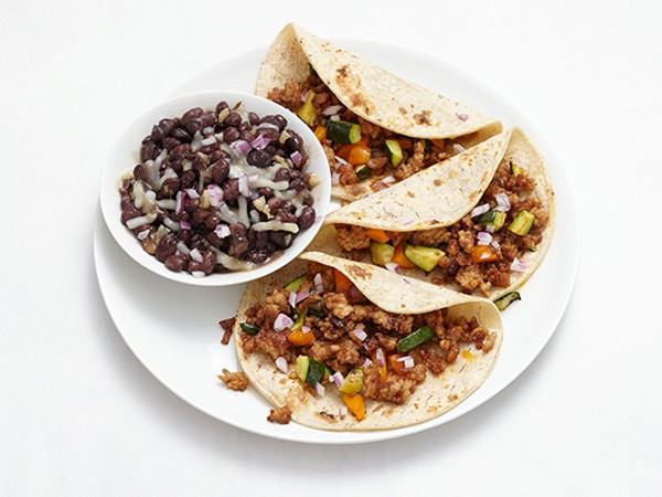 Pork tacos with black beans