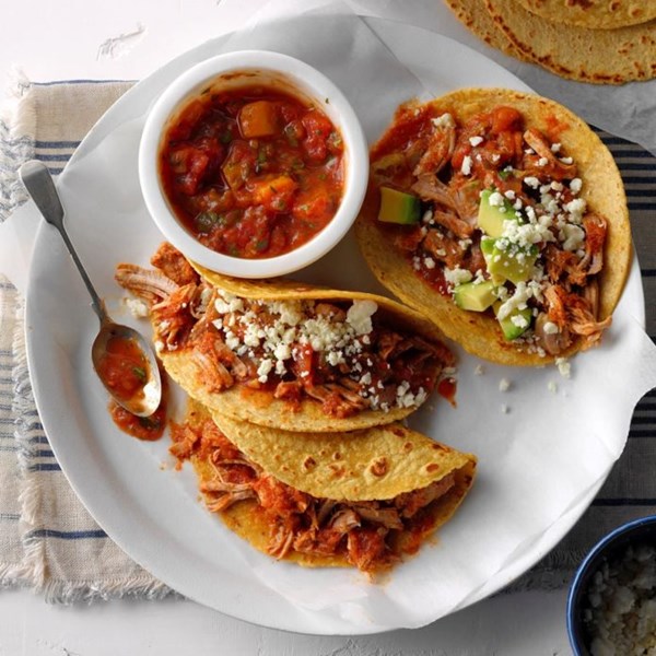 Pork tacos with mango salsa