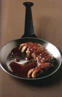 Pork tenderloin in orange caramel sauce