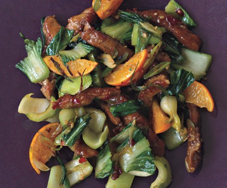 Pork tenderloin stir-fry with tangerines and chili sauce