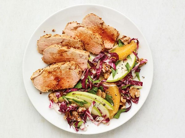 Pork tenderloin with apple and orange salad