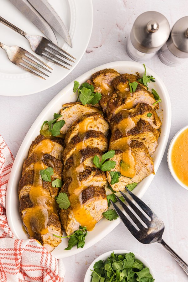 Pork tenderloin with apricot ginger sauce