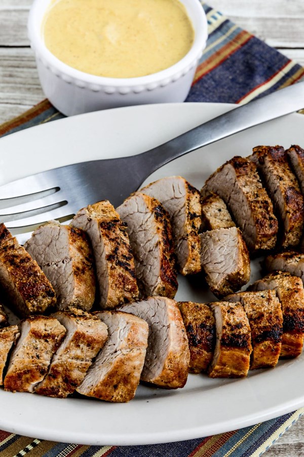 Pork tenderloin with mustard sauce