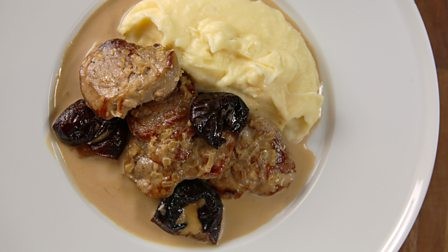 Pork tenderloin with prunes and Armagnac