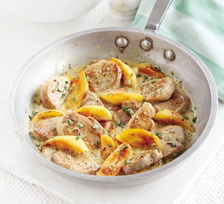 Pork with apples & mustard