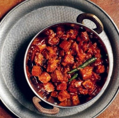 Pork with saucy Kashmiri chilli and spice paste (Sorpotel)