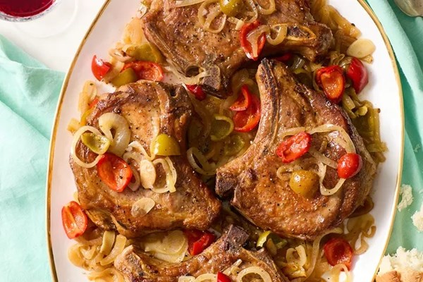 Pork with vinegar peppers