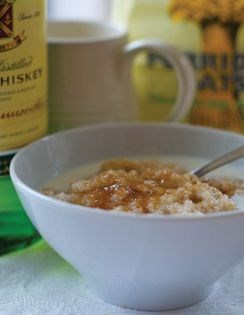 Porridge with cream 
