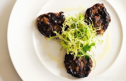 Port and Stilton toast