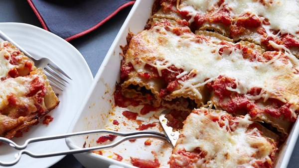 Portobello lasagna rollups with easy tomato sauce