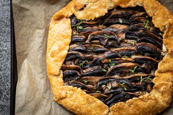 Portobello mushroom galette with spelt pastry