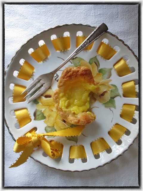 Portuguese custard tarts (Pasteis de belem)