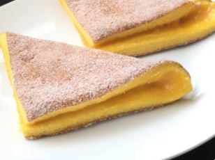Portuguese napkin cake (Guardanapos bolos)