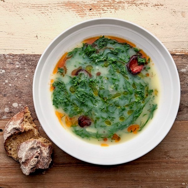 Portuguese potato & cabbage soup (Caldo verde)