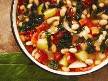 Portuguese white bean and kale soup