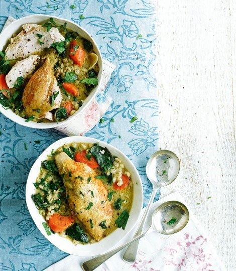 Pot-braised chicken and barley