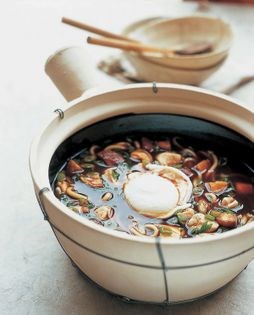 Pot-cooked udon in miso soup (Miso nikomi udon)