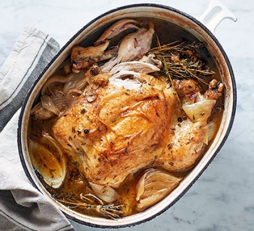 Pot-roast chicken with stock
