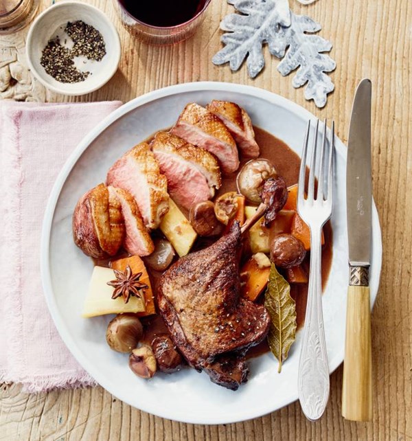 Pot-roast duck with chestnuts and mulled wine