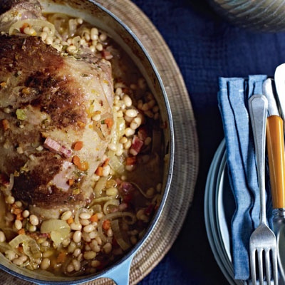 Pot-roast leg of lamb with haricot beans