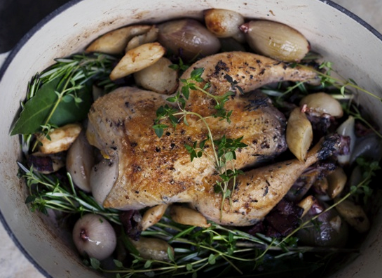 Pot roast pheasant with bacon and artichokes