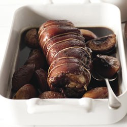Pot-roasted pork belly with nectarines and balsamic