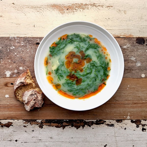 Potato & cabbage soup (Caldo verde vegetariano)