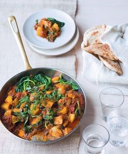 Potato & spinach vindaloo