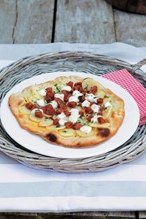 Potato and chorizo pizza
