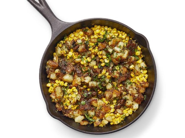 Potato and corn skillet hash