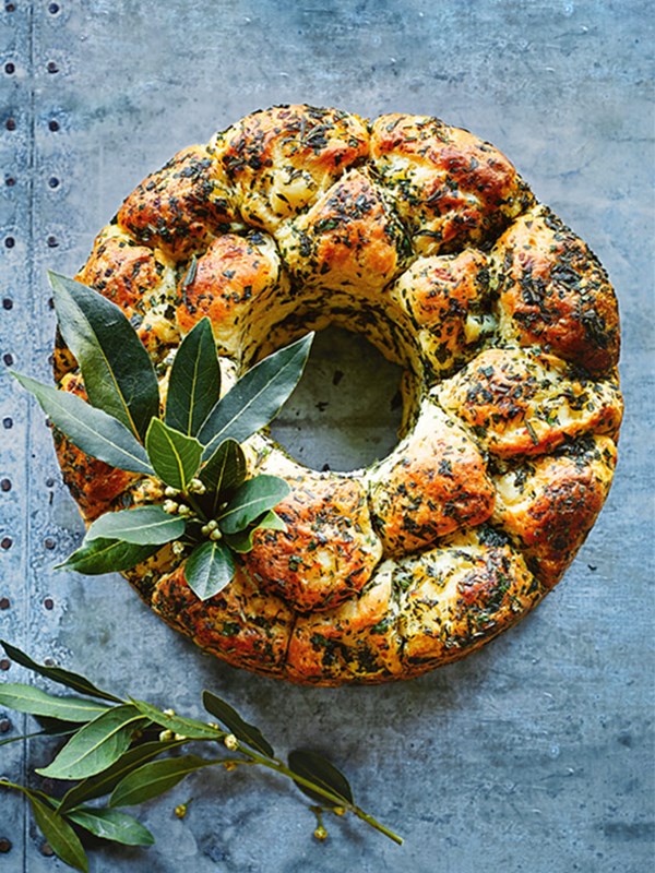 Potato and herb pull-apart bread wreath