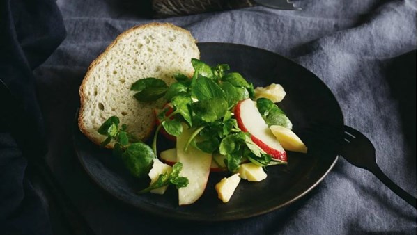 Potato and karengo bread with extra mature Gouda and salad