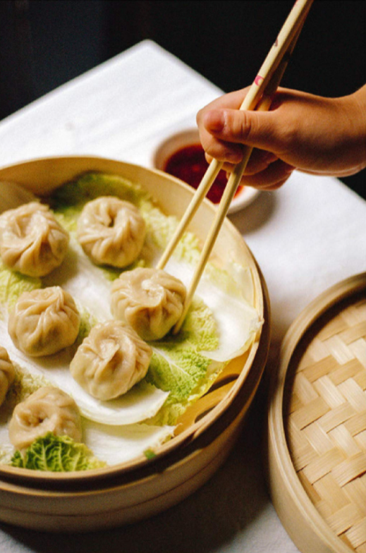 Potato and leek momos