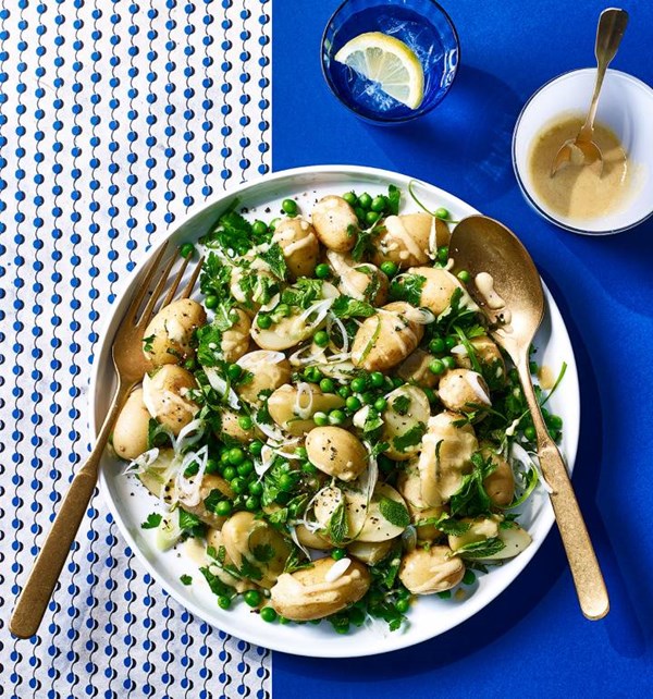 Potato and pea salad with herb dressing