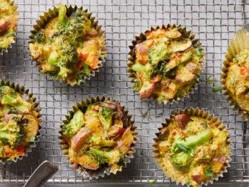 Potato-broccoli mini frittatas 