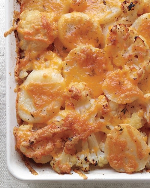Potato, cauliflower, and cheddar bake