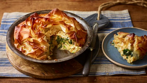 Potato, cheese and spinach filo pie 
