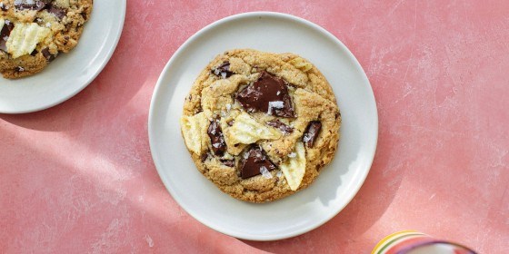 Potato chip chocolate chip cookies