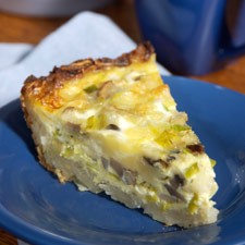Potato-crusted quiche